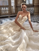 Collezioni Monica Loretti, abiti da sposa personalizzati per realizzare un sogno