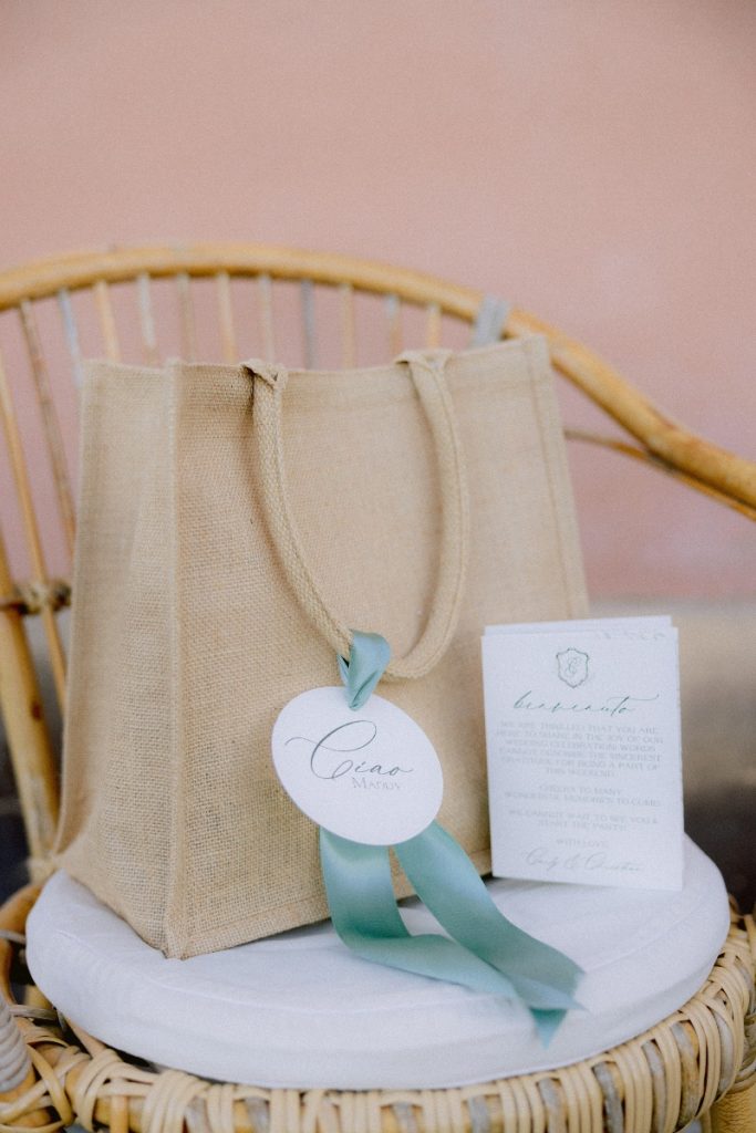 La bag per gli invitati al Destination Wedding di Chris e Carly preparata da Tuscan Wedding Events