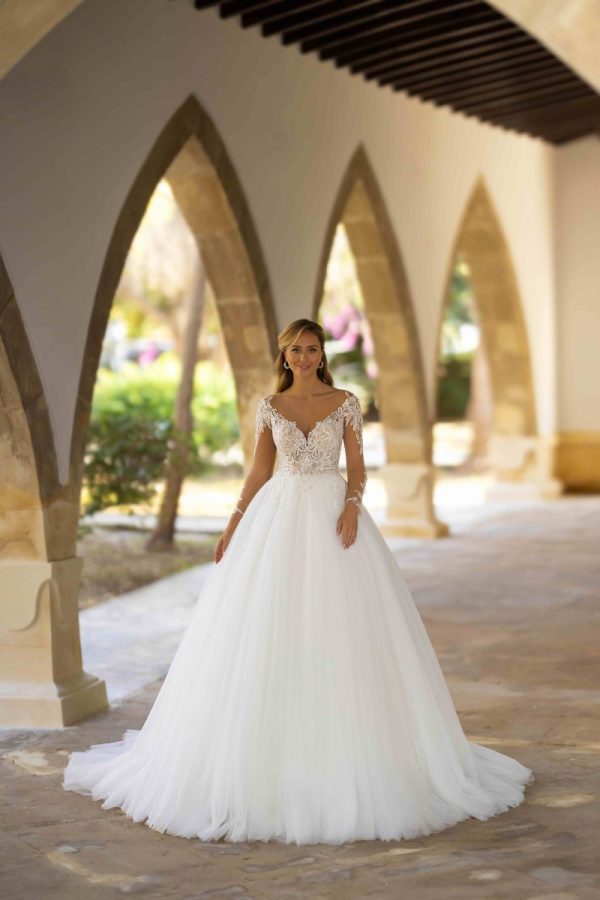 abiti-da-sposa-da-principessa-2024-ecco-i-modelli-da-sogno
