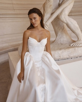 Abiti da sposa Alon Livné White 2024, sensualità moderna