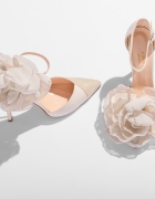 The Party Edit 2024, ecco i nuovi abiti da cerimonia donna Pronovias