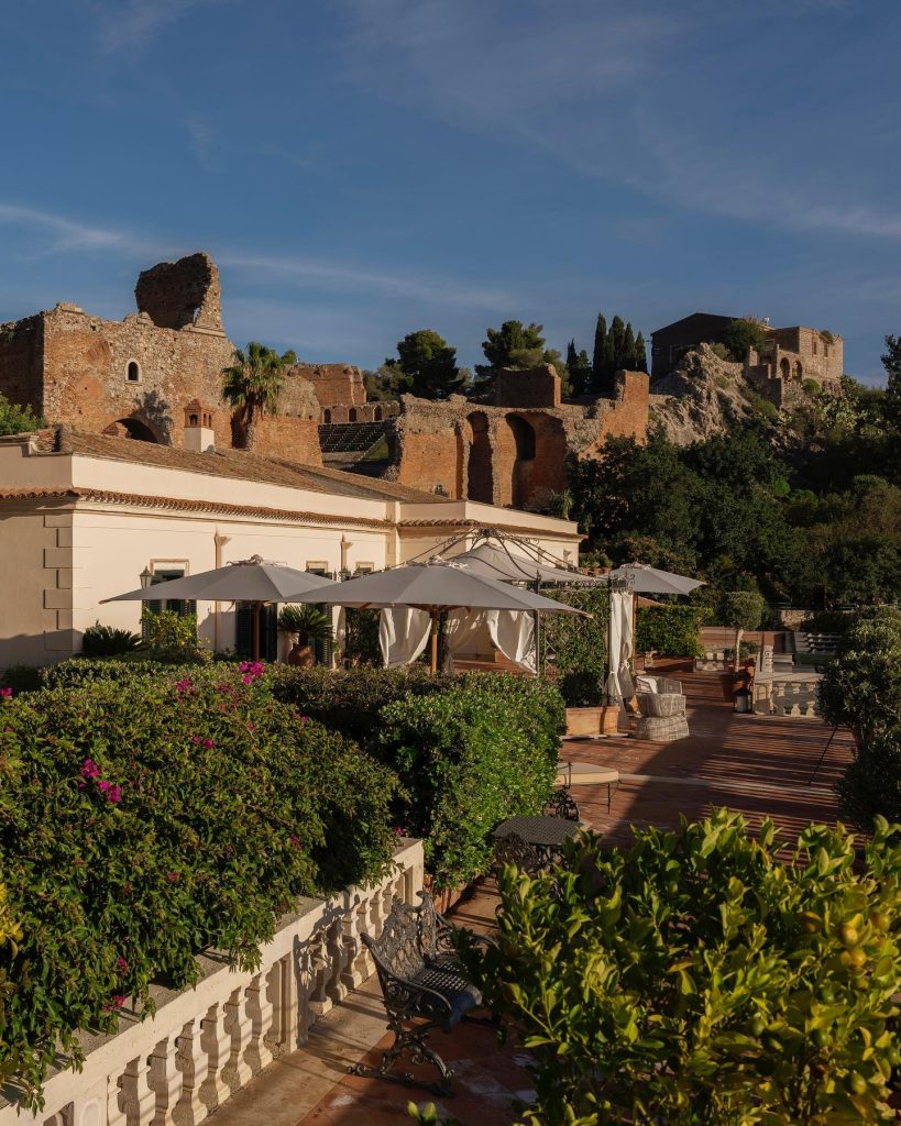 In questa foto una immagine del Grand Hotel Timeo come Destination Wedding Venues Sicilia.