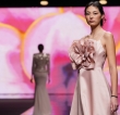 Sì Sposaitalia 2024, sfilate, trend e talk: Milano torna capitale della moda Bridal