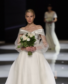 Abiti da sposa Peter Langner 2025, sinfonia di design ed ecosostenibilità