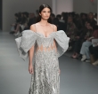 Abiti da sposa The Atelier Couture 2025, opulenza sparkling in passerella