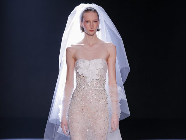 Abiti da sposa Yolancris 2025 quando il Bridal look e glam rock