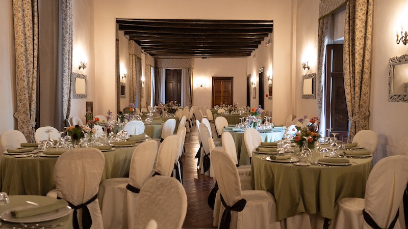 In questa foto uno scorcio degli interni di villa ventura location di matrimoni
