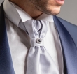 Accessori sposo 2025, tutti i dettagli di stile per essere impeccabile