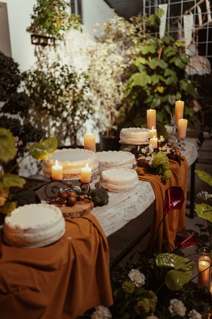 In questa foto i dettagli botanici delle nozze di Giulia e Fabrizio con Federica Iovane e The Flower Company.