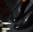 Scarpe da sposo 2025, il dettaglio perfetto per completare il look con stile