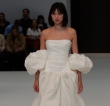 Abiti Ricca Sposa 2026, il minimalismo incontra il lusso architettonico