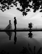 Abiti da sposa Reem Acra 2026, romanticismo contemporaneo