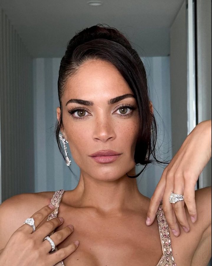 In questa foto, Elodie con un trucco naturale realizzato da Mr Daniel