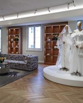 Vivienne Westwood apre a Milano un nuovo spazio Bridal, in scena la collezione 2025