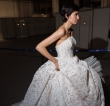 Abiti da sposa Ines Di Santo 2026, l’Art Nouveau incontra la moda Bridal