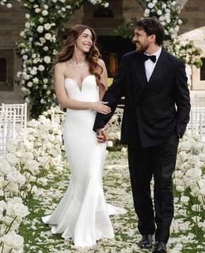 Matrimonio di Andrea Cerioli e Arianna Cirrincione, il Sì in un antico borgo toscano