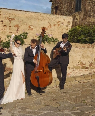 Abiti da sposa Modeca 2026, celebrazione della femminilità italiana