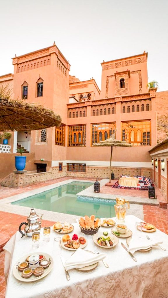 In questa foto l'interno di una dimora a Marrakech, dove trascorrere la luna di miele