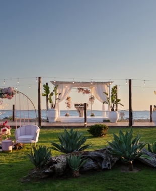 Matrimoni in spiaggia mamamare, a Baia Domizia un incanto che dura tutto l’anno
