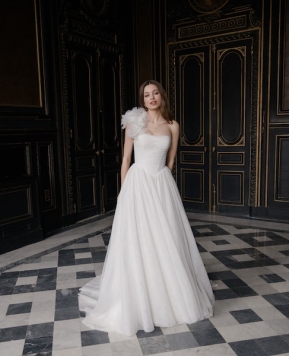 Collezione sposa Abella 2026, l’arte incontra la moda nella capsule “L’Artiste”