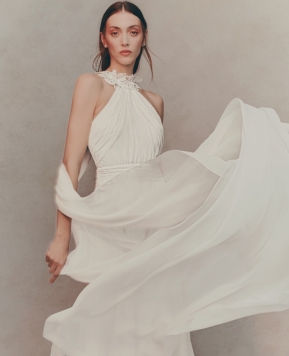 Abiti da sposa Atelier Pronovias 2026, il balletto ispira la nuova collezione
