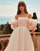 Il matrimonio di Flavia e Federico in un casale di famiglia: eleganza firmata Manuela Marrale