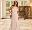 Come una star da red carpet, ecco gli abiti da sposa Monica Loretti 2026