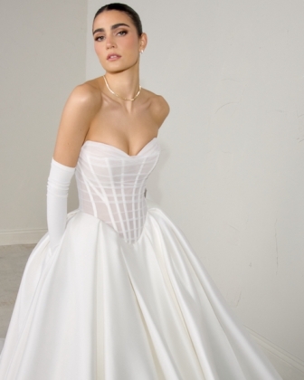 Collezione sposa Justin Alexander Signature P/E 2026, l’opulenza di Gilded Form
