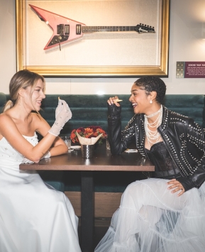 Per un party di nozze fuori dagli schemi, Hard Rock Cafe Milan debutta come Wedding Venue