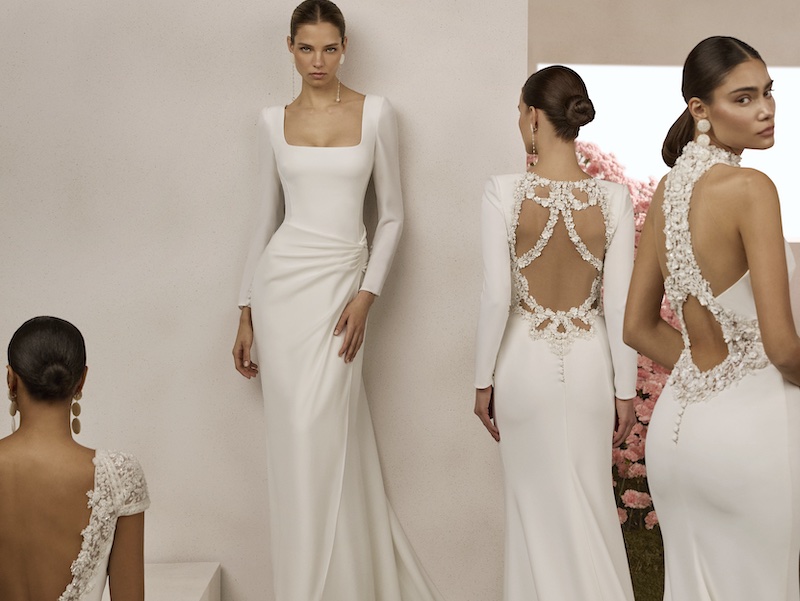 In questa foto, quattro modelle indossano diversi modelli della collezione sposa Rosa Clará Couture 2026