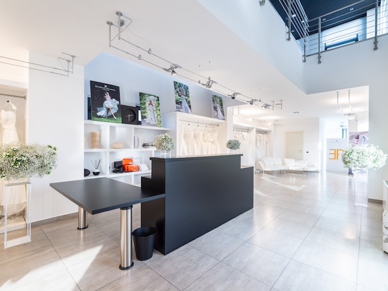 In questa foto, l'ingresso dell'atelier di Elisabetta Polignano