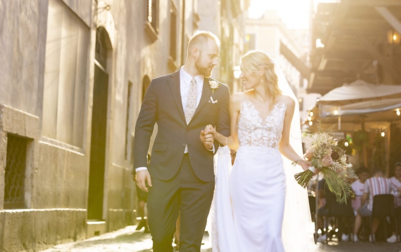 I matrimoni più belli del 2025 scattati da Valeria Santoni: eleganza contemporanea che non passa inosservata