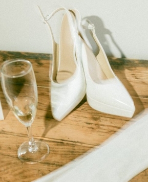 Scarpe sposa 2026, il nuovo linguaggio del Bridal Look inizia dai piedi