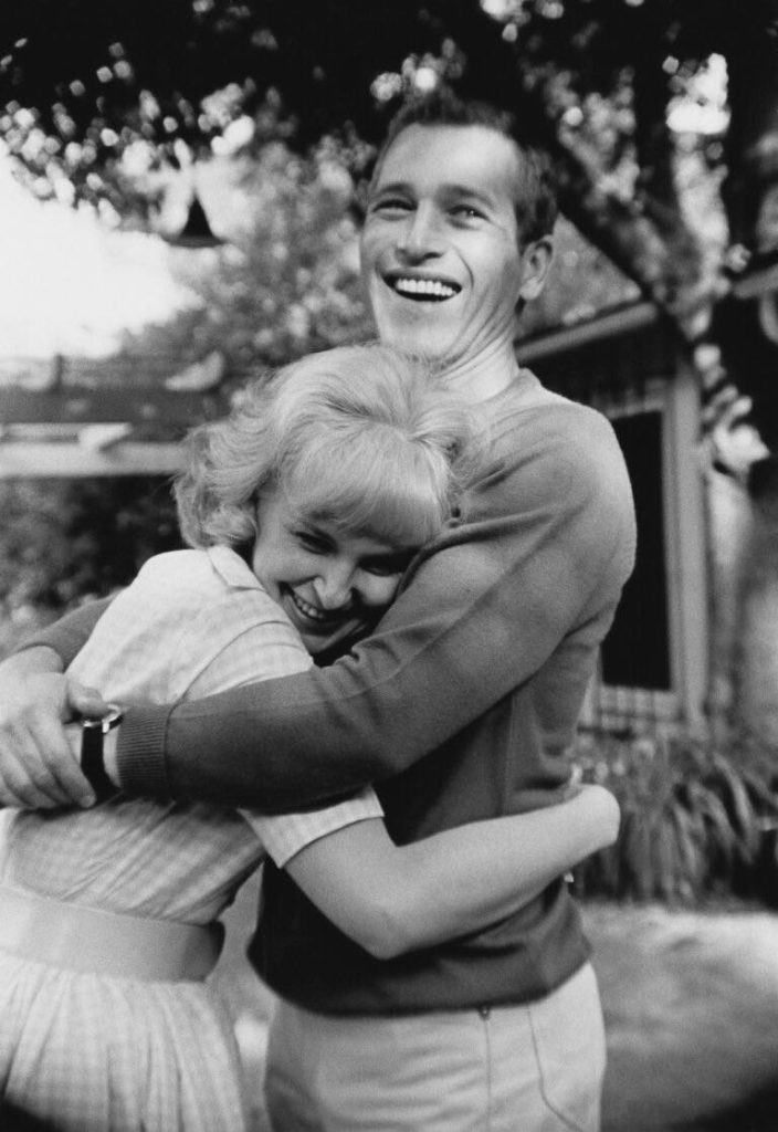 In questa foto Joanne Woodward e Paul Newman