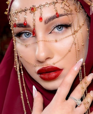 “I DO! … DO I?”: la nuova collezione sposa de La Truccheria Cherie come viaggio tra culture e identità
