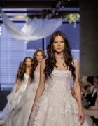 Enzo Miccio presenta la collezione sposa 2027 e inaugura Palazzo alla Scala