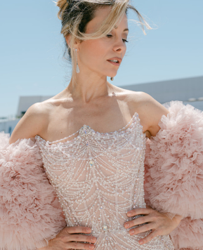 Antonella Salvucci incanta Cannes con un abito firmato Michela Ferriero