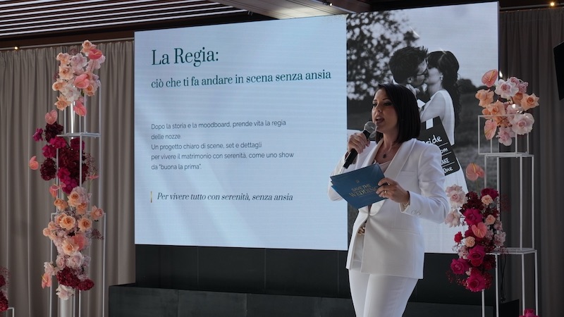 Barbara Trentacosti durante un momento di formazione dell’evento "Save The Wedding"