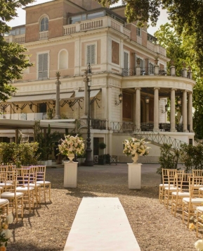 Casina Valadier, un matrimonio da sogno con vista sulla Città Eterna