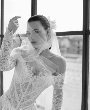 Abiti da sposa Elisabetta Polignano 2027: Aphrodite celebra la bellezza autentica contro gli stereotipi