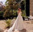 Abiti da sposa Justin Alexander FW 2026, L’Amore in Fiore tra richiami all’arte e alla donna moderna