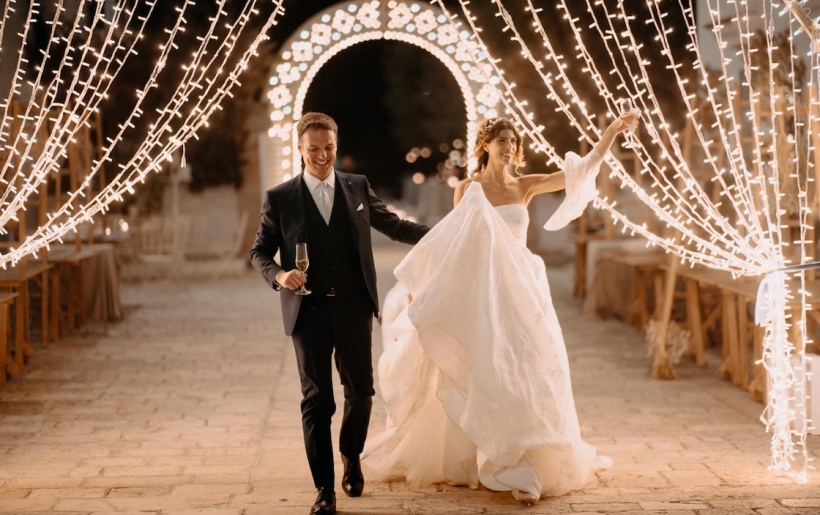 Come sta cambiando l’idea di matrimonio: il โlusso emotivoโ secondo Giulia Bolla