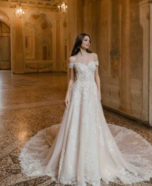 La Vie en rose, la collezione sposa Abella 2027