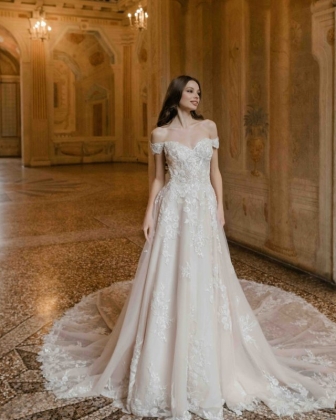La Vie en rose, la collezione sposa Abella 2027