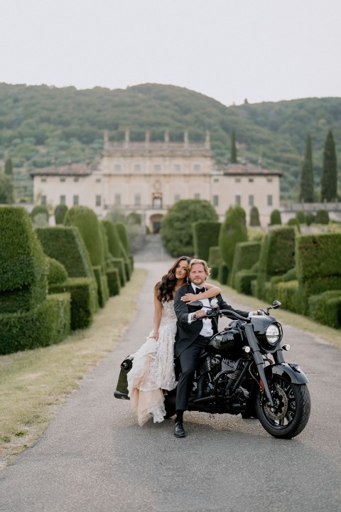 Fotografia di matrimonio di Sergio Sarnicola sposi in posa