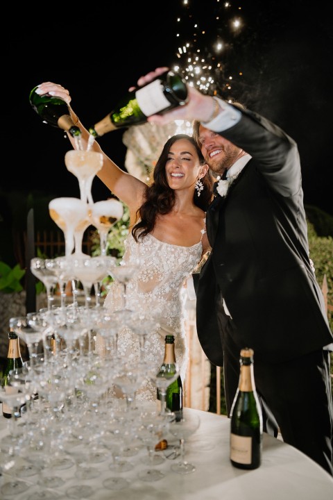 Fotografia di matrimonio di Sergio Sarnicola ospiti durante l’aperitivo