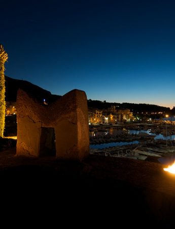 In questa foto lo splendido panorama che si gode dal castello di San Nicola