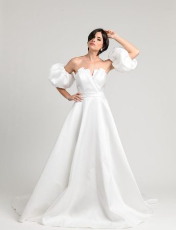 In questa foto un abito da sposa dell'Atelier Benedetta