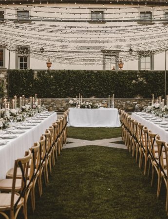 In questa foto una mise en place della wedding planner Angela Bartolomeo